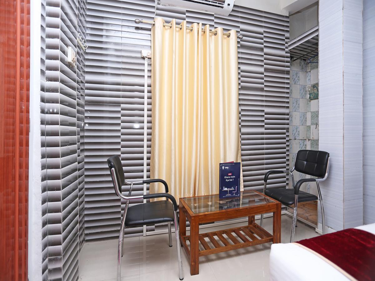 Oyo 9562 Hotel Upasana Palace Guwahati Bagian luar foto